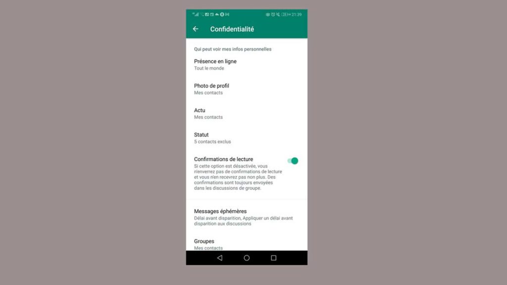 Devenir invisible sur WhatsApp