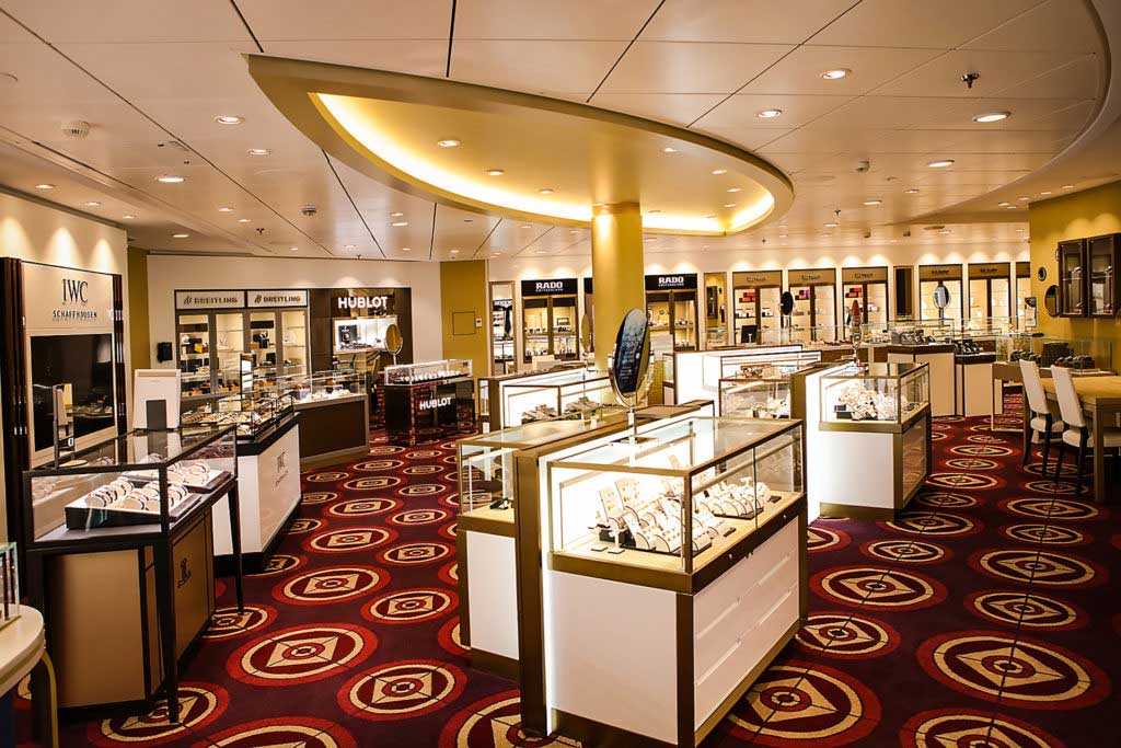 Boutique à bord d'un navire de croisière