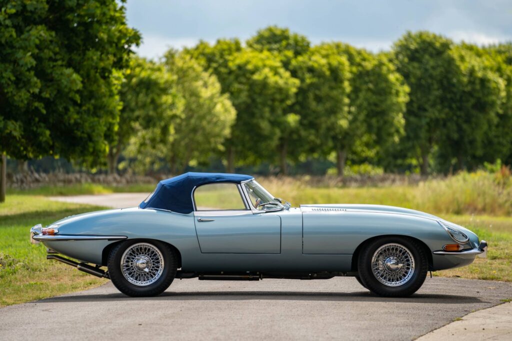 Jaguar e-type